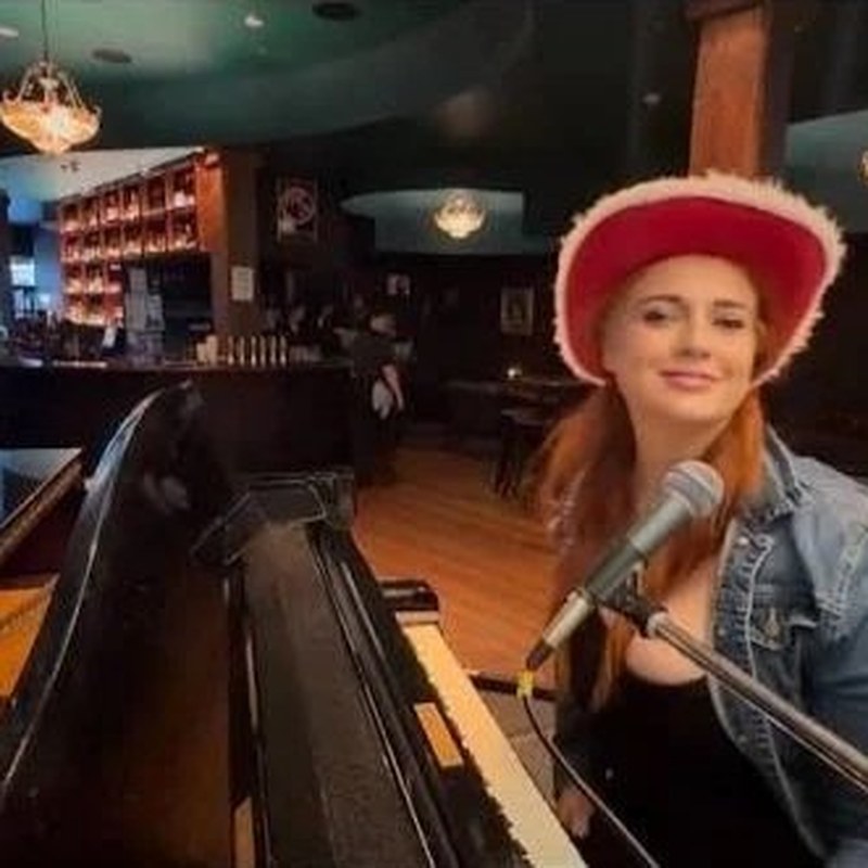 Rachel Head & Jeremy O'Connor – Piano Bar