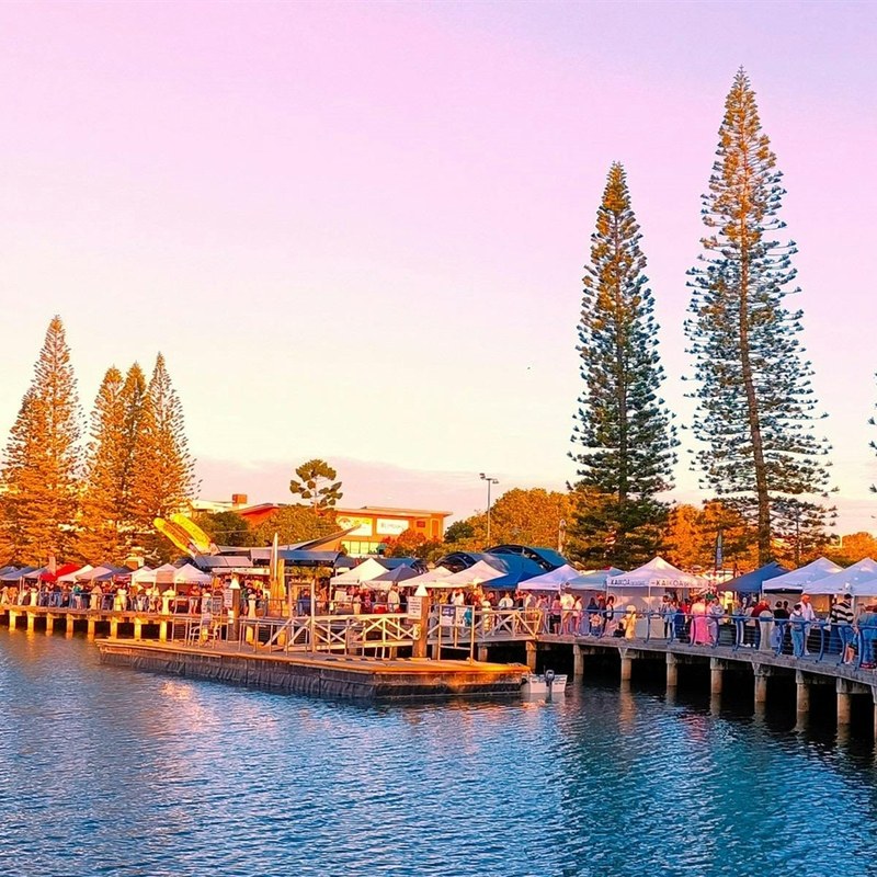 Twilight Makers Market