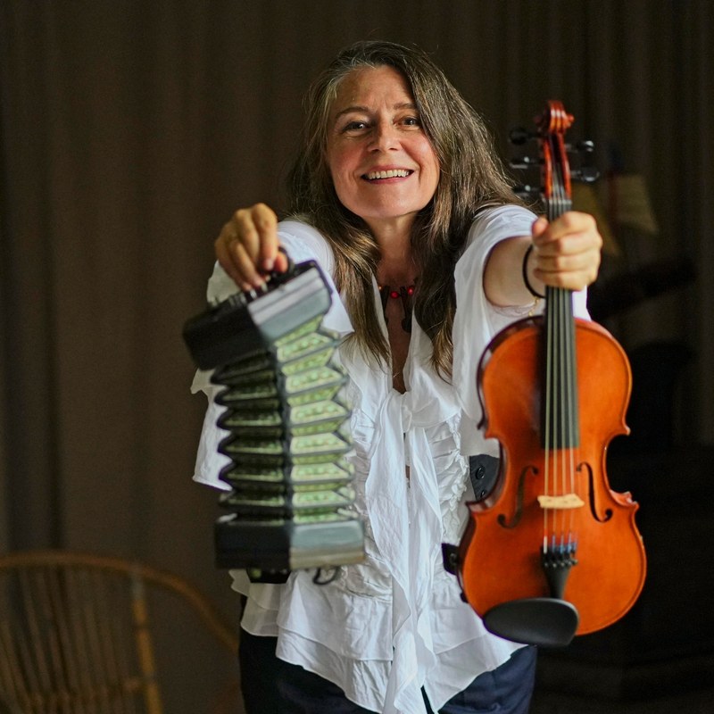 Write a Story in a Song with Nicole Murray