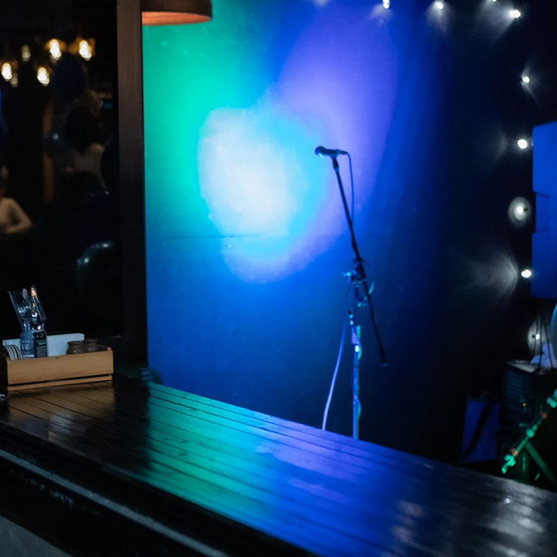 Live Music Gig – Sundays