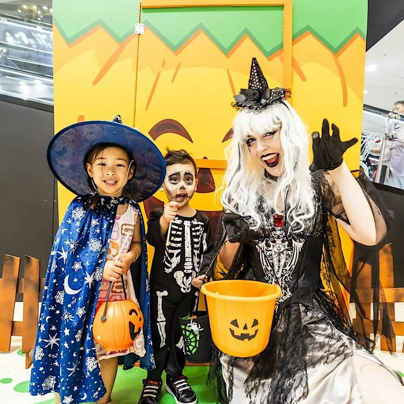 Ghouls, Ghosts & Goodies!